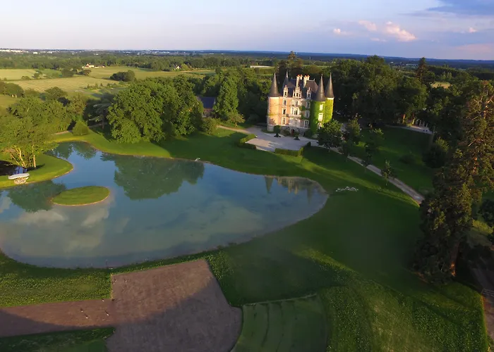 Chateau D'Apigne Rennes